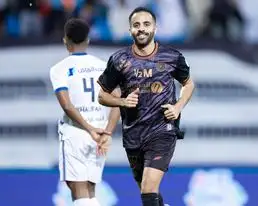 الشباب يهزم الهلال بثلاثية في الدوري السعودي