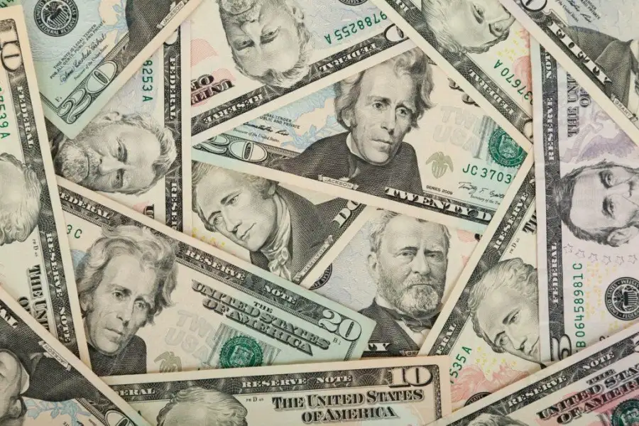 سعر الدولار اليوم الأحد 16-4-2023 مقابل الجنيه المصري