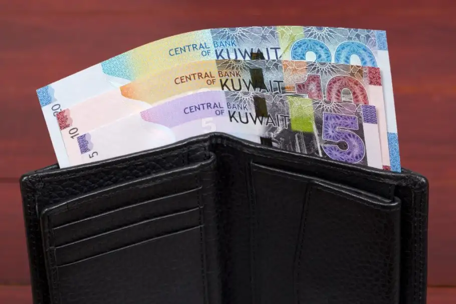 سعر الدينار الكويتي اليوم الأربعاء 26-4-2023 في مصر بعد عودة البنوك للعمل