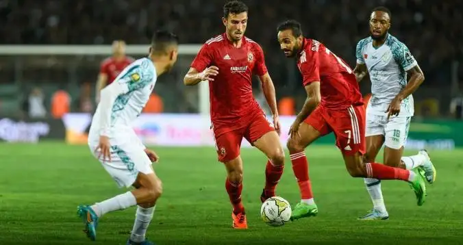 جهاد جريشة: حكم مباراة الأهلي والرجاء جيد.. وكهربا استحق ركلة جزاء