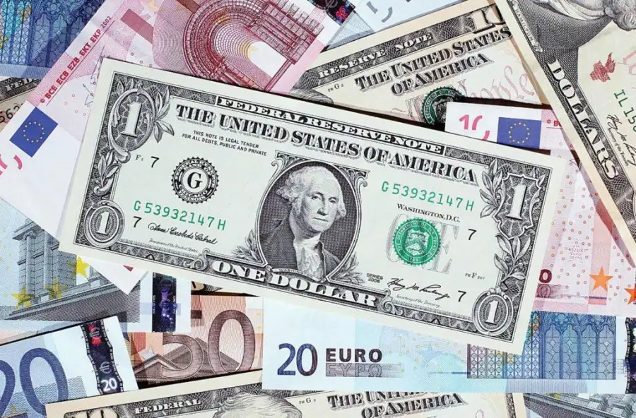 أسعار العملات اليوم الإثنين 1-5-2023 بمستهل التعاملات في مصر