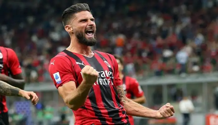 جيرو يقود هجوم ميلان لمواجهة سامبدوريا بالدوري الإيطالي