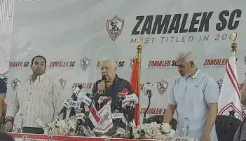 مرتضى منصور يشن هجوماً جديداً على الأحمر بسبب تتويج يد الزمالك