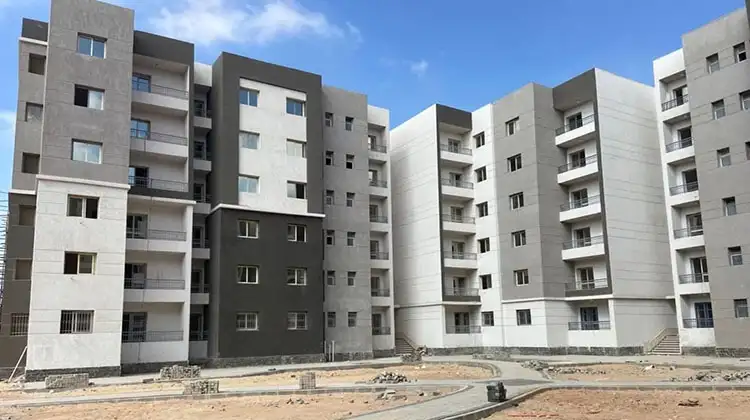 الجزار: تنفيذ اللمسات الأخيرة لوحدات مشروع سكن بديل العشوائيات بمدينة العبور الجديدة