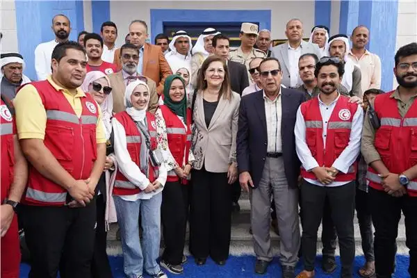 وزيرة التخطيط تشيد بجهود الجيش المصري لتحقيق الأمن والأمان في سيناء
