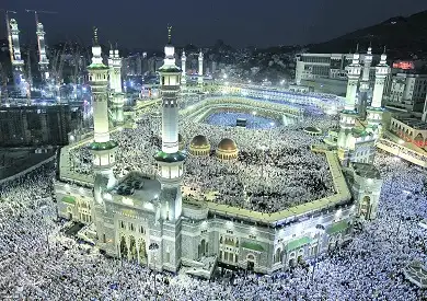 نقص الريال السعودي يهدد تعاقدات الحج السياحي.. والشركات تناشد المركزي بالتدخل