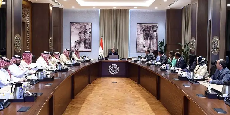 مدبولي: يمكن للمستثمرين السعوديين الاستفادة من الحوافز الاستثمارية لدينا