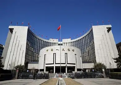 الصين تخفض سعر الفائدة الأساسي على القروض