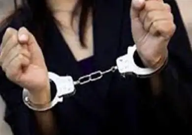 ضبط سيدة بعد سرقة محل ذهب بكوم أمبو في أسوان