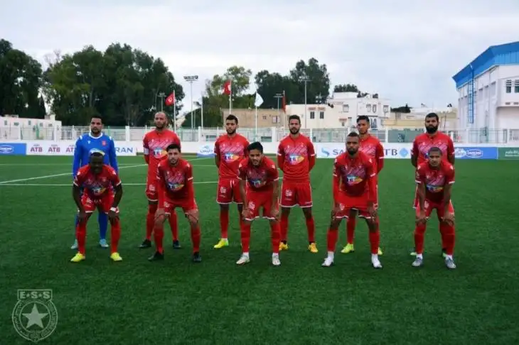 النجم الساحلي يهزم الأفريقي بثنائية ويقترب من الدوري التونسي