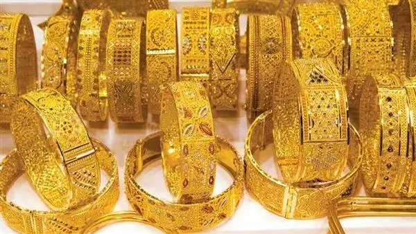 الجمارك توضح ضريبة القيمة المضافة على المشغولات الذهبية المستوردة