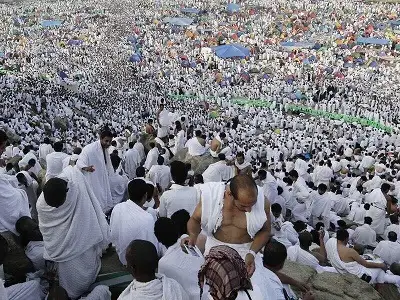 غدًا.. ضيوف الرحمن يرمون جمرة العقبة الكبرى