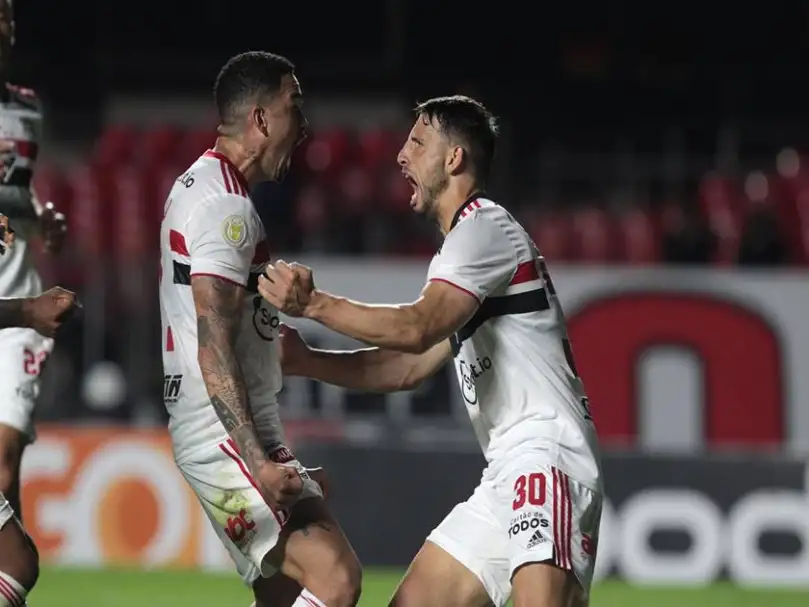 ساو باولو يفوز على فلومينينزي في الدوري البرازيلي
