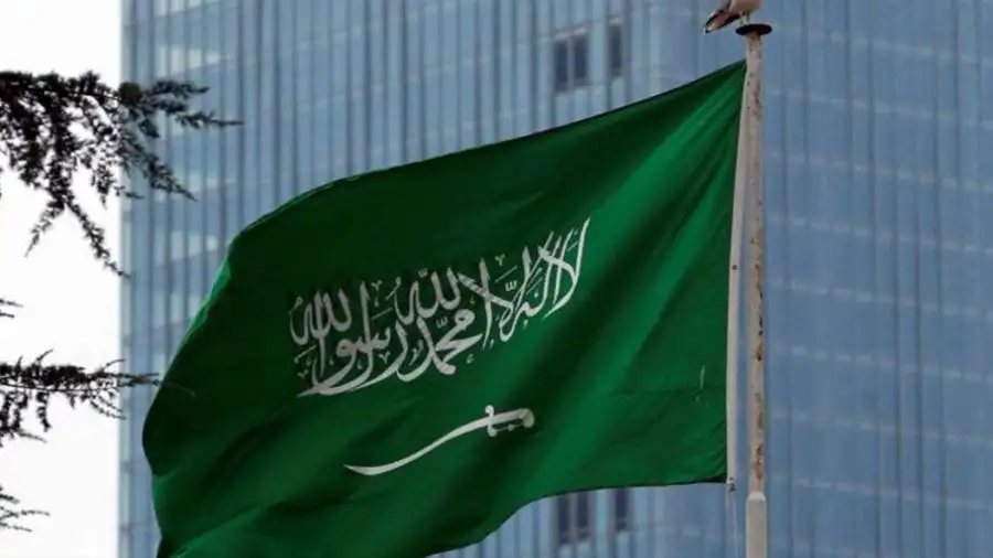 مجلس الوزراء السعودي يؤكد حرص المملكة على تعزيز جهود مجموعة "أوبك بلس" لدعم استقرار أسواق النفط