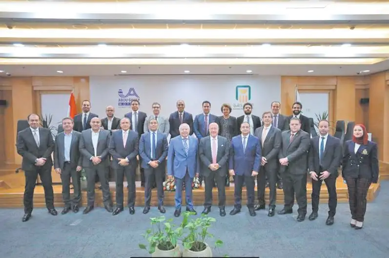 البنك الأهلي المصري يوقع بروتوكول تعاون مع مجموعة أبو غالي موتورز