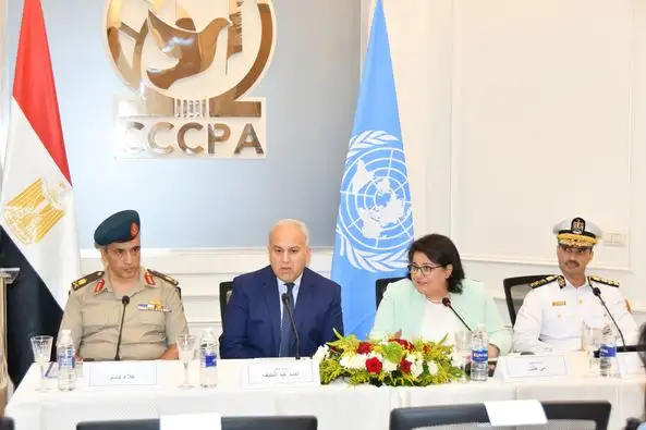 القوات المسلحة تشارك فى ندوة مركز القاهرة الدولى لتسوية النزاعات وحفظ وبناء السلام