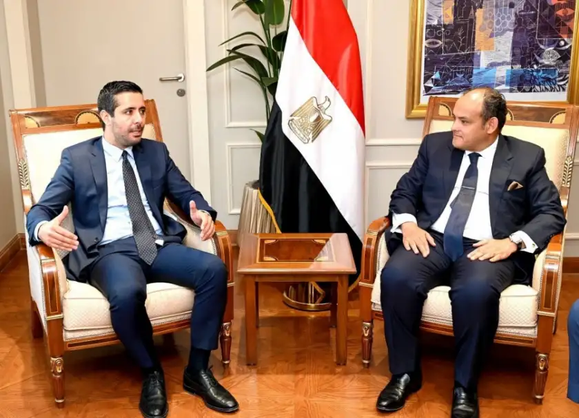 وزير التجارة والصناعة ونظيره الصربي يبحثان سبل الإرتقاء بمستويات التعاون الاقتصادي بين البلدين
