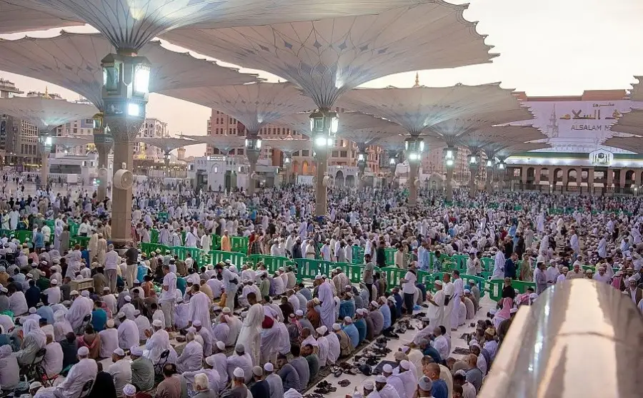 "شؤون المسجد النبوي" تكثف جهودها لتقديم أفضل الخدمات للصائمين في يوم عاشوراء