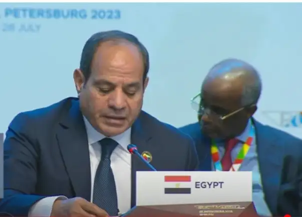 الرئيس السيسي: مصر دائما ما كانت رائدة وسباقة في انتهاج مسار السلام