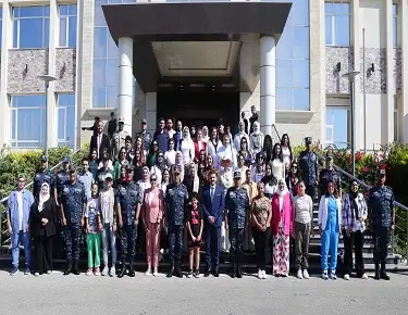 القوات البحرية تستقبل وفدا من متدربات الأكاديمية الوطنية للتدريب