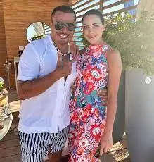 حلوة وكذابة.. من هي داليدا خليل التي ظهرت مع عمرو دياب؟