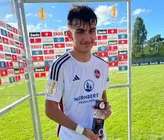 اوزون يصبح أصغر لاعب يسجل هاتريك في كأس ألمانيا