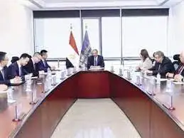 وزير الاتصالات الإندونيسي يحث شبكات البث الإعلامي على تبني تكنولوجيا الذكاء الاصطناعي