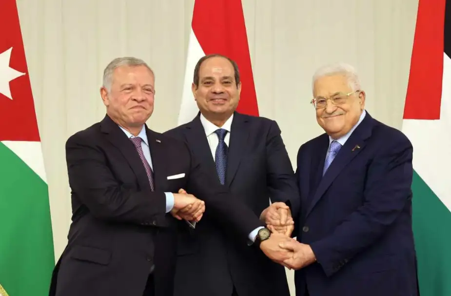 أبو مازن يشكر الرئيس السيسي على مساعي مصر المقدرة لدعم الشعب الفلسطيني