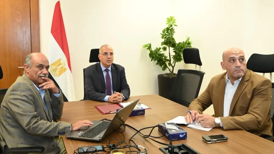 وزير الري يوجه بحصر الاحتياجات من الموارد البشرية والإمكانيات اللوجيستية لتطوير المنظومة المائية