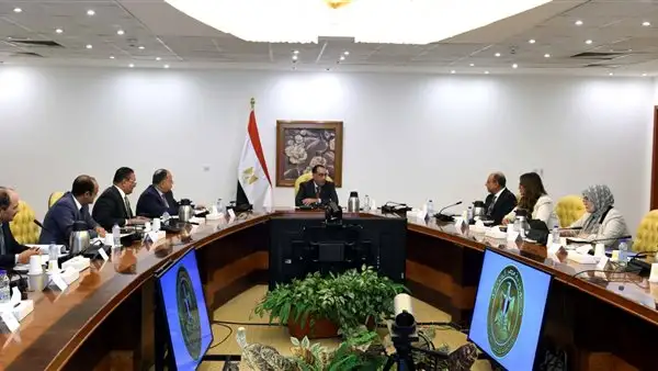 رئيس الوزراء يعقد اجتماعا لمتابعة جهود تطوير شركة مصر للطيران