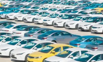 مبيعات الصين الخارجية من السيارات التجارية تقفز 32% خلال 7 أشهر