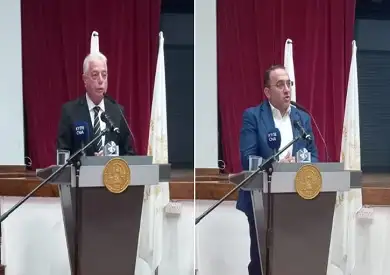 محافظ جنوب سيناء ونائب وزير السياحة القبرصي يناقشان تشغيل خط طيران مباشر من قبرص إلى شرم الشيخ