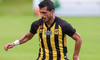 اتحاد جدة يودع طارق حامد بعد انتقاله إلى ضمك