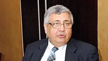 مستشار الرئيس للصحة: عدد السكان الأقل يتيح حياة ترفيهية أفضل للمصريين