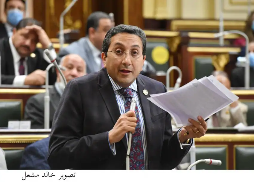عضو اللجنة التشريعية بالنواب يطالب بمواجهة الأزمة السكانية تشريعياً