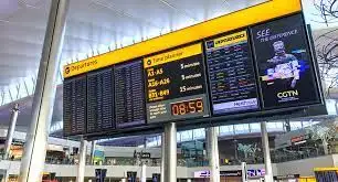 مطار هيثرو بلندن يتعرض لانتكاسة بعد تأييد هيئة تنظيم المنافسة أسعار هيئة الطيران المدني