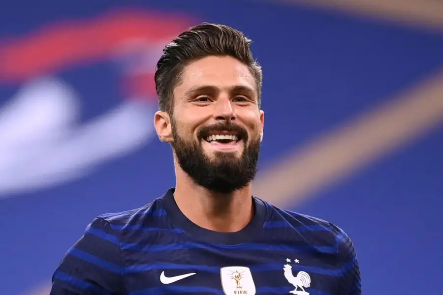 جيرو يغادر معسكر المنتخب الفرنسي