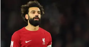 أسطورة ليفربول: اهتمام الدوري السعودي بـ صلاح سينفجر الفترة المقبلة