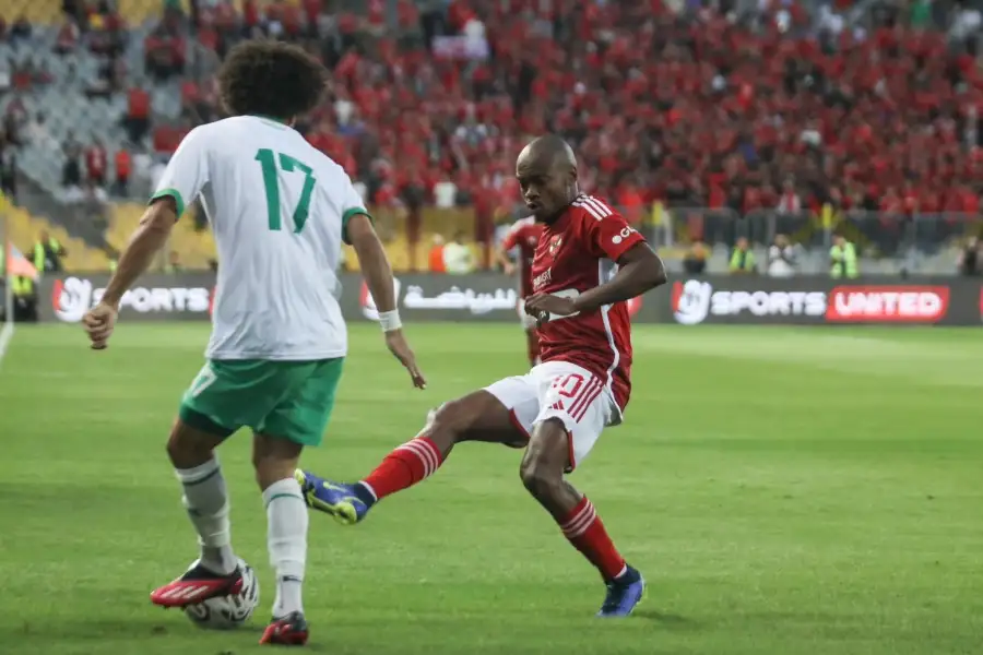 تاو يتوج بجائزة أفضل لاعب في مباراة الأهلي والمصري