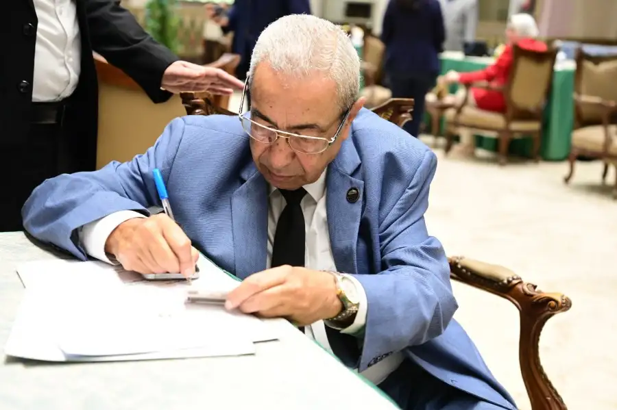مجلس النواب يواصل استقبال الاعضاء للتوقيع على نماذج تزكية المترشحين للانتخابات الرئاسية