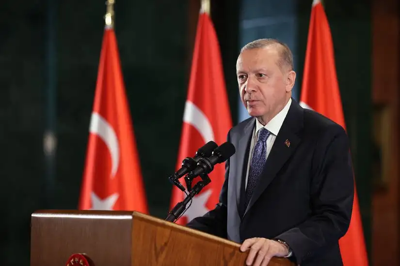 بعد تفجير أنقرة.. أردوغان: بعض الدول تستقبل إرهابيين على أنهم لاجئون سياسيون