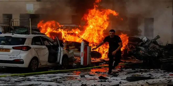 صحفي فلسطيني: لا تزال القوات الإسرائيلية غير قادرة على السيطرة بقطاع غزة