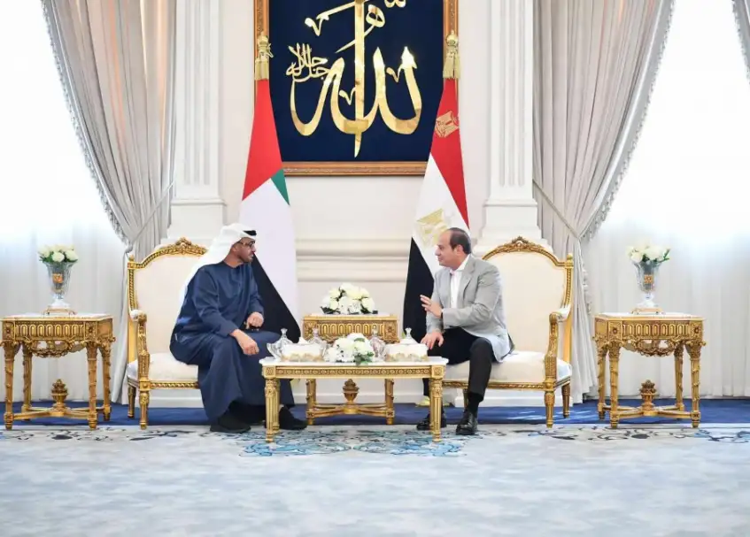 السيسي ورئيس دولة الامارات يبحثان تطورات الأوضاع على الساحة الفلسطينية