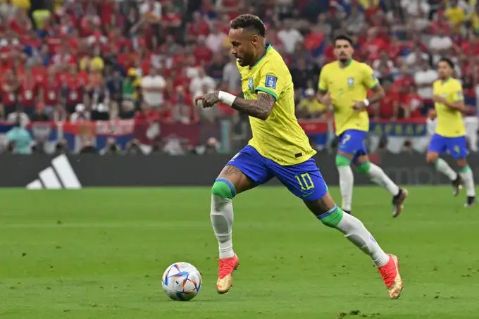 البرازيل تستعد لفنزويلا وتنتظر نيمار