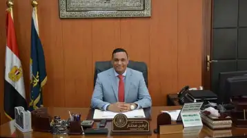 محافظ الدقهلية يسلم تراخيص وحدات الطعام المتنقلة في جمصة إلى المستفيدين