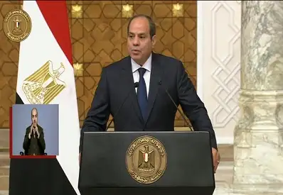 الرئيس السيسي يحذر: تهجير الفلسطينيين يعني نقل فكرة المقاومة والقتال إلى سيناء