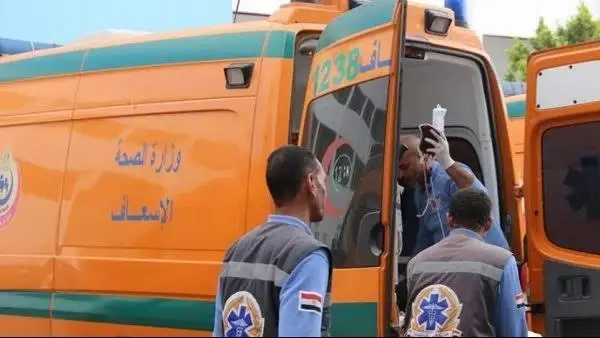 الاستعلام عن الحالة الصحية لـ12 مصابا في حادث انقلاب ميكروباص بالجيزة