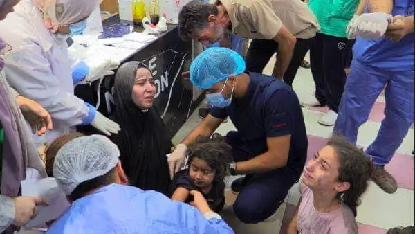 مسئول بالصحة العالمية: استهداف المستشفيات والمراكز الطبية خرق واضح للقانون الدولي