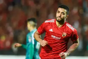 عبد المنعم يشارك في التدريبات الجماعية للاهلي وجاهز لمباراة سيمبا