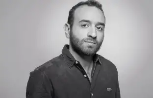 عن اعتذار محمد سلام.. عمرو سلامة: مهنة الفن لو توقفت 90% من العاملين فيها مش هيلاقوا ياكلوا